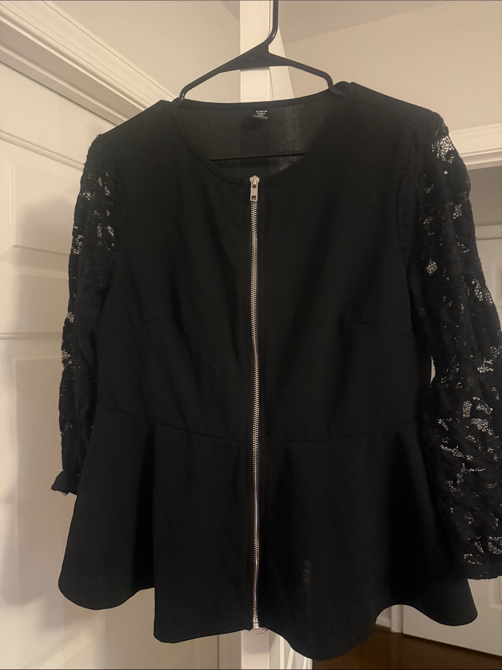 SHEIN Black Lace-Sleeve Peplum Zip Jacket